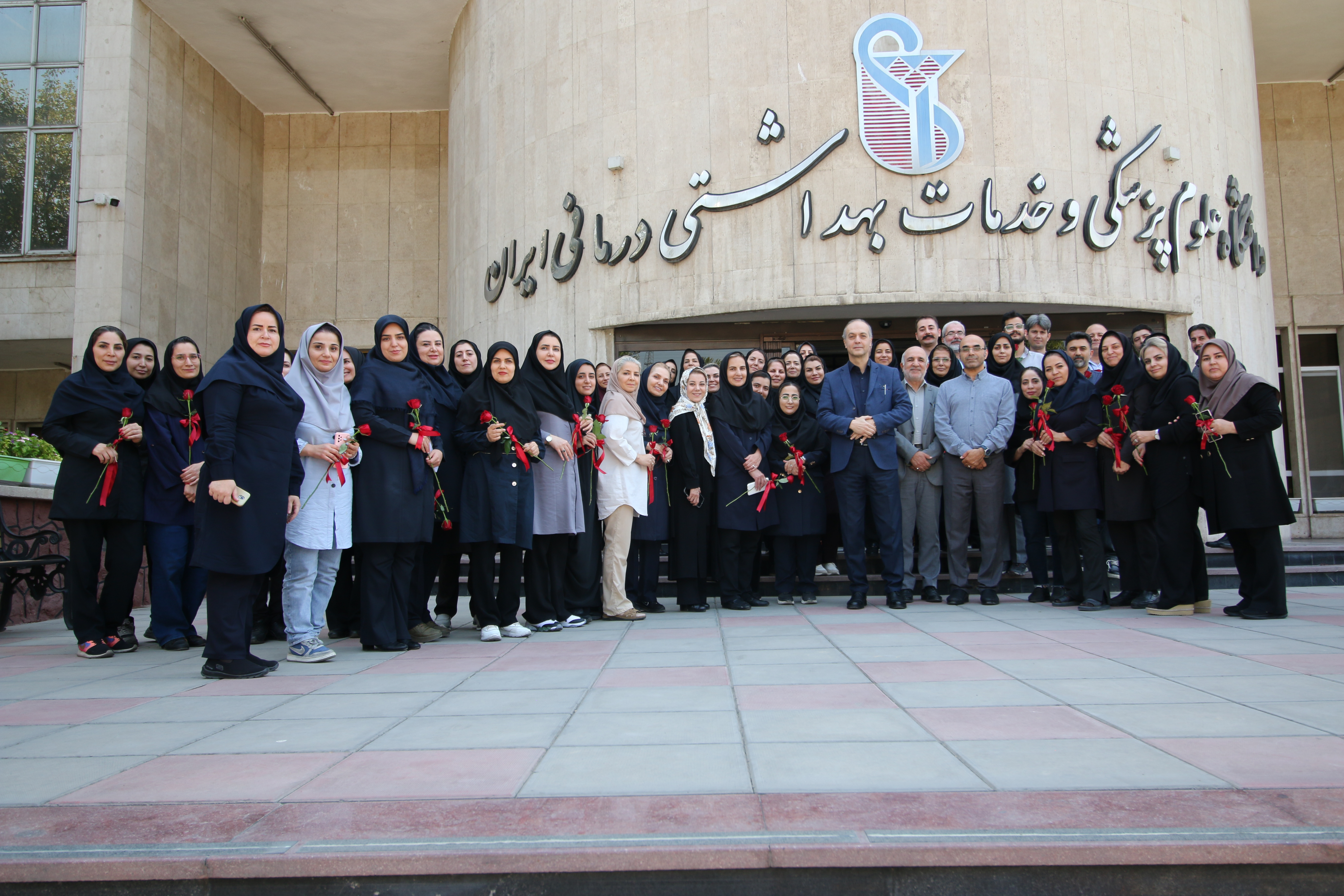 گزارش تصویری از آیین تکریم کارمندان معاونت آموزشی