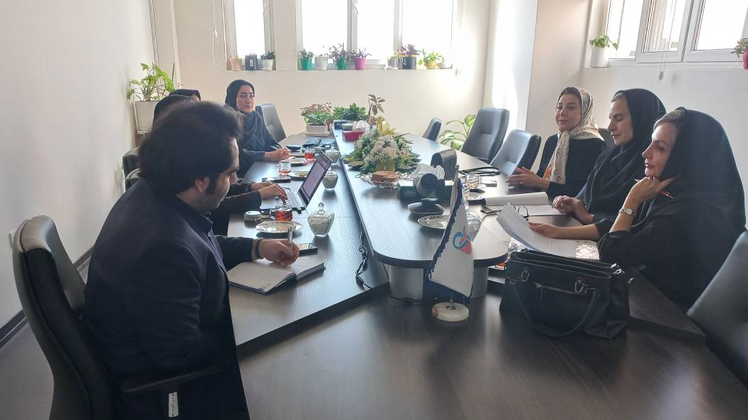 بازبینی تخصصی مستندات اعتباربخشی دانشکده داروسازی؛ گامی در جهت ارتقای کیفیت آموزشی