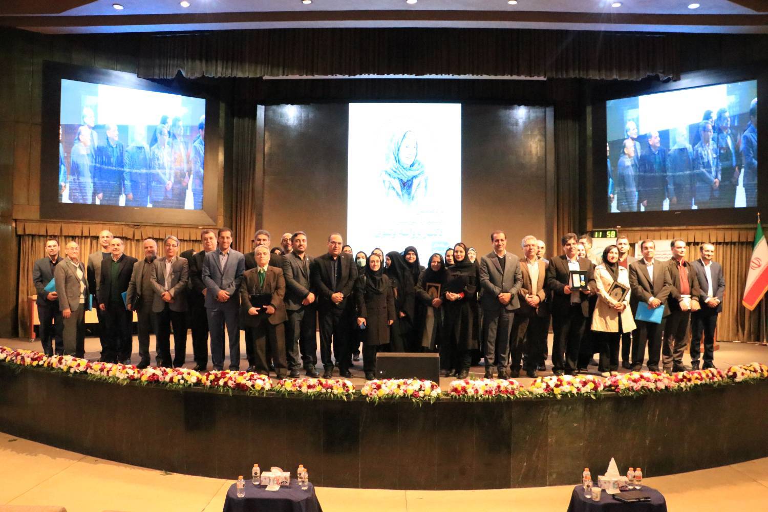 برگزاری اختتامیه یازدهمین جشنواره آموزشی استاد پروانه وثوق